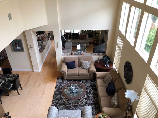 Spacious 2BR 2.5 BA home just minutes from world-class beaches