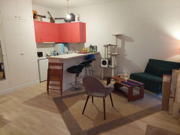 Appartement au calme dans un jardin