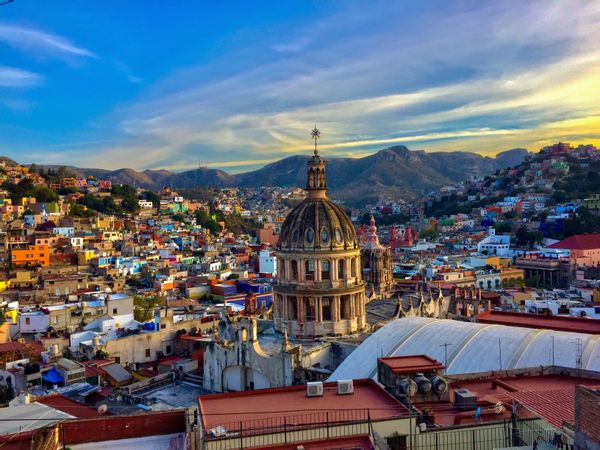 4 bedroom home with stunning views in the heart of historic Guanajuato