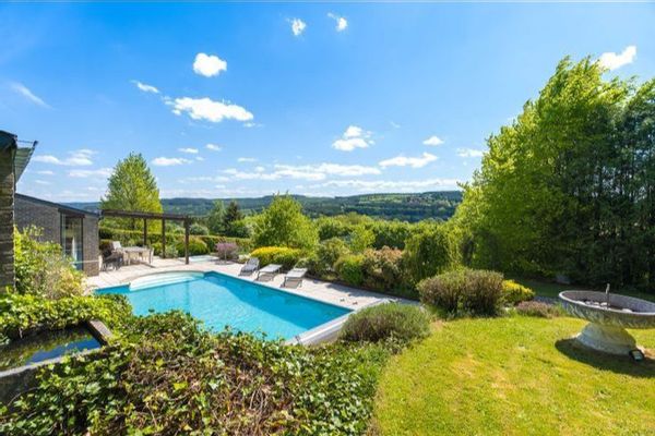 Belle villa, 12p  dans les Ardennes avec vue imprenable: calme, nature & aventures à portée de main