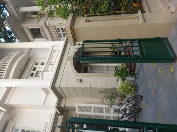 Large 4 Bedroom detached property in Hanoi