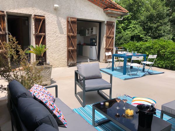 L'essaim suspendu, au dessus de la rivière