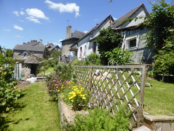 Maison de village 1h de St Malo et du Mont St Michel