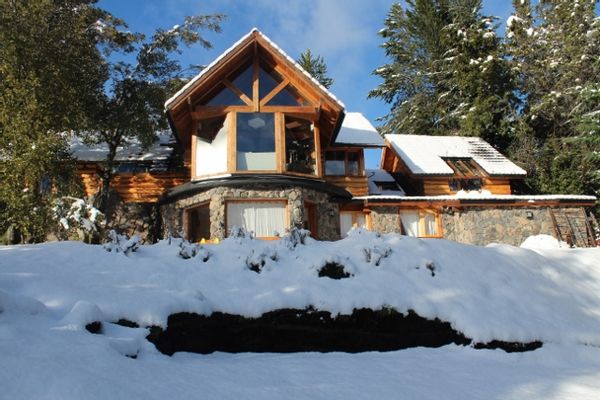 Casa c/vista al Cerro Bayo Centro Ski Bosques Lagos Montañas Patagonia