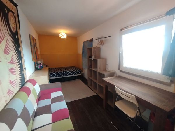 The Green Boat - Container ship room for ecolovers