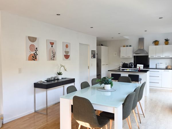 Modern Stylish 3 Bedroom Townhouse by Hagley Park Christchurch NZ - Very Central
