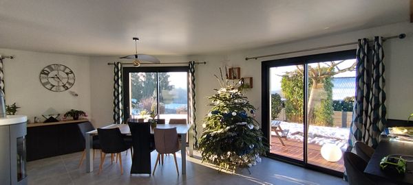 La maison de CORALIE et JB
Annecy / proche Chamonix / Genève / La clusaz
Disponible à Noël !