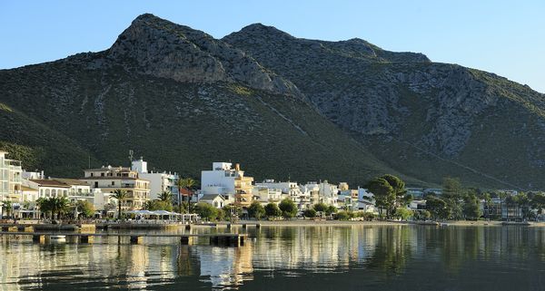 Big flat in the North-Eastern coast of Mallorca