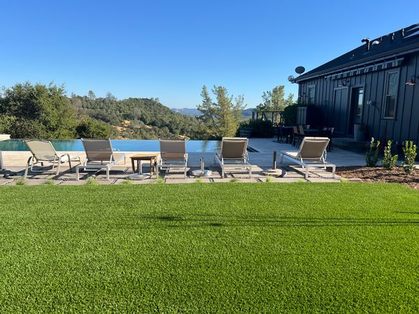 Spacious Sonoma Wine Country Home with Great View and Infinity Pool