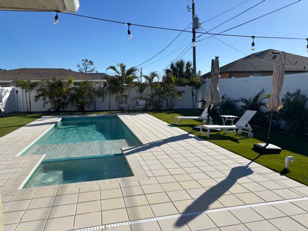 Venice Florida , pool!  5 mins to beach!
