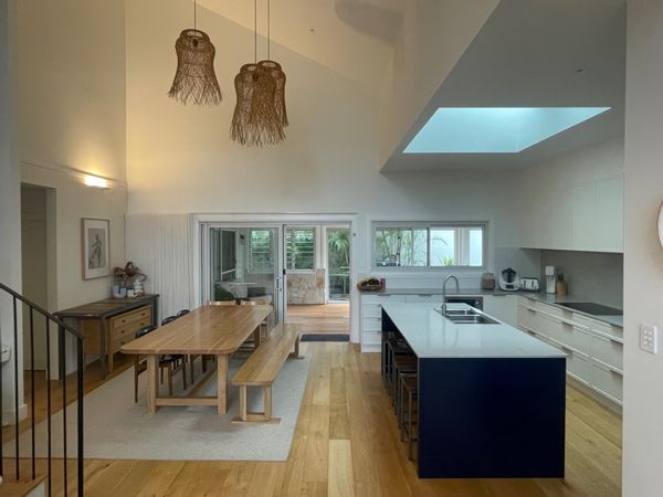 Beach house directly across the road from beach. Cafes, bushwalks from doorstep. 1hr north of Sydney