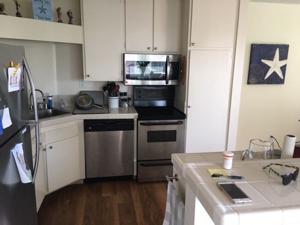 La maison de Art ,Elaine, Karen and Lisa