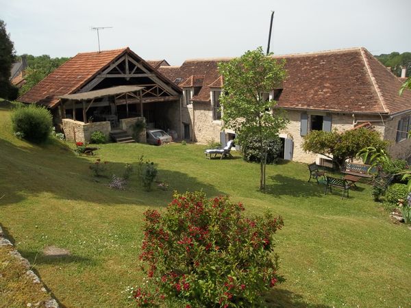 Maison de caractère au coeur du Périgord