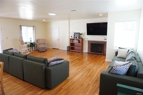 Spacious LA Home – Wheelchair Accessible, Family-Friendly, Great Location!