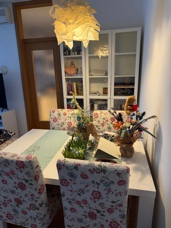 Ana's house
