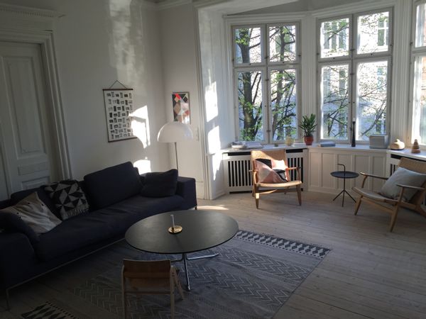 Light and spacious 4 bedroom apartment - ideal for the large family