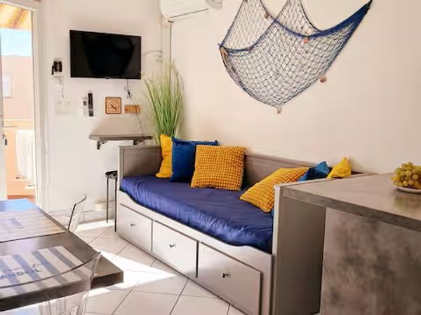 Appartement deux pièces, agréable et lumineux, terrasse avec vue mer