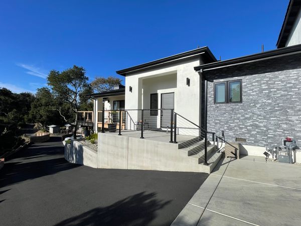 Steven and Meridiths hus