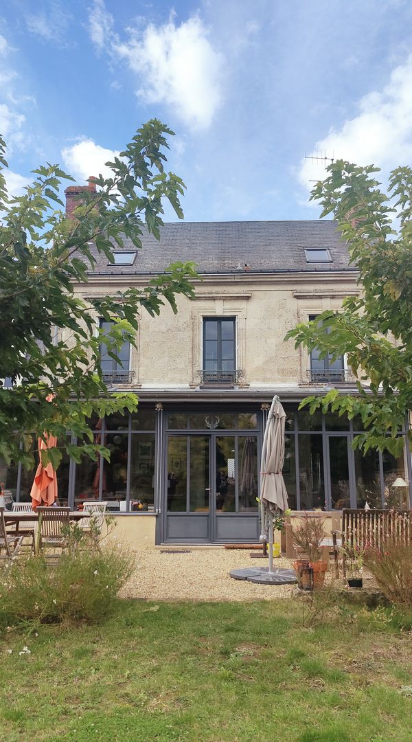 Victoire's house