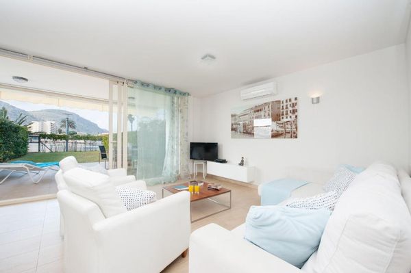 Villa Mar with lake views in Puerto de Alcudia