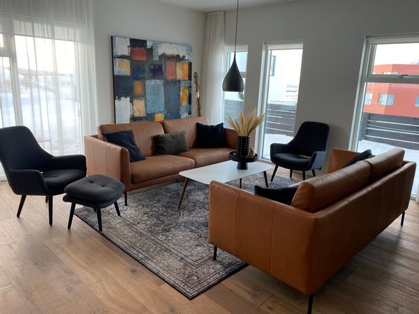 New modern house 10 min. from Reykjavik