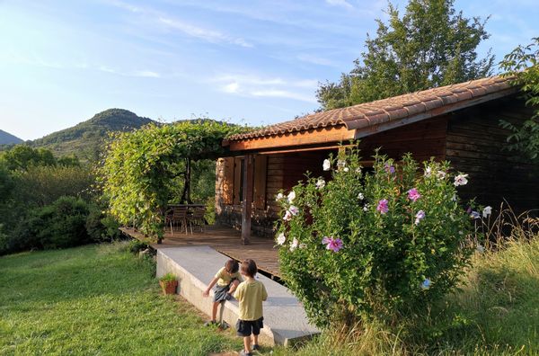 Chalet jaune jusqu'à 5 pers (avec enfants) -mini 4 nuits