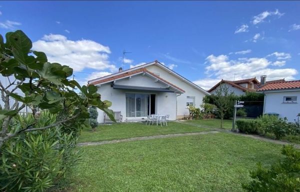 Casa em Oloron-Sainte-Marie