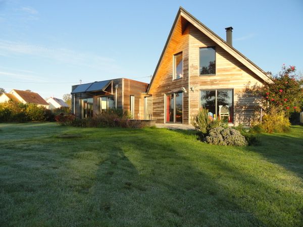 Maison en bois lumineuse au coeur de la Normandie