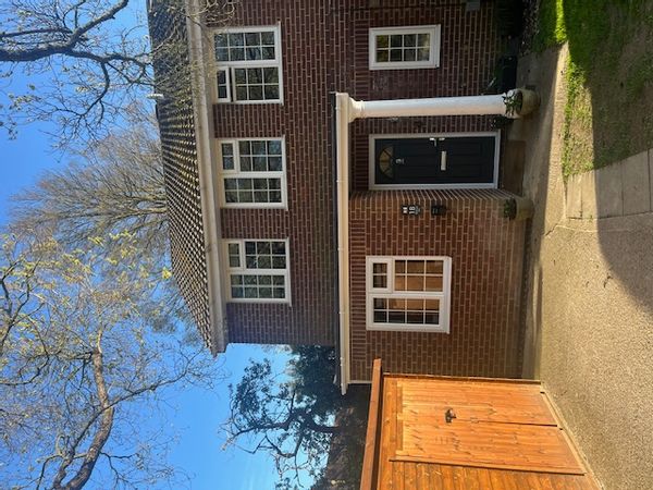 3 bedroom Family Home, close to South Downs, Brighton and the sea