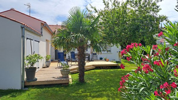 Sur notre jolie presqu'île 5 jours minimum, ce n'est pas une maison secondaire