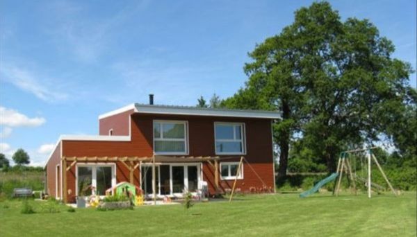 La voiture & la chambre de Sozen