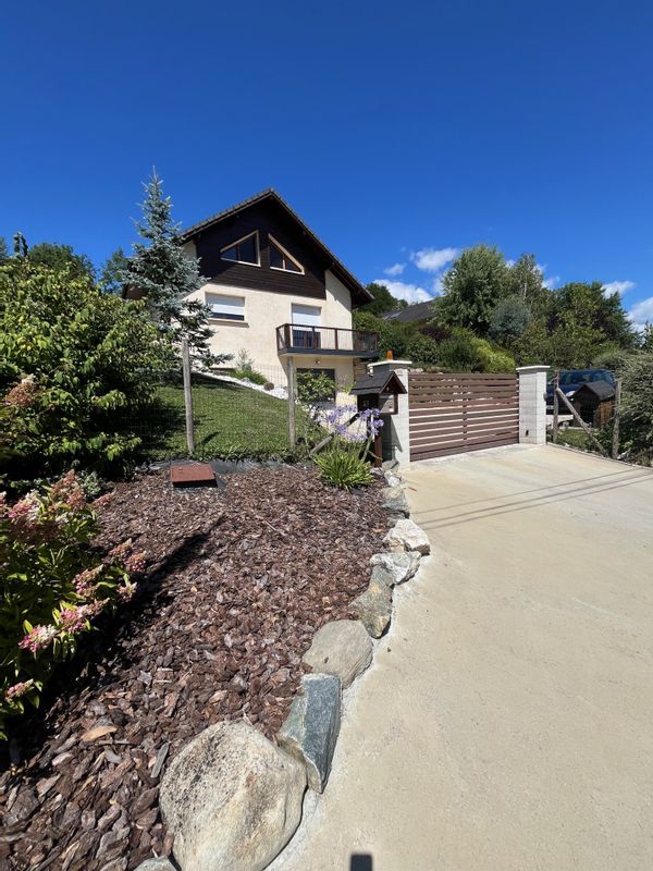 La maison de Anne et Thibault Entre Lacs Et Montagnes