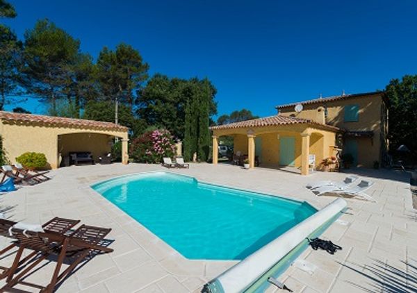 PROVENCE entre St TROPEZ (35mn) et GORGES DU VERDON (45mn)