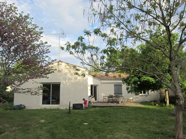 Une maison familiale près de Saintes