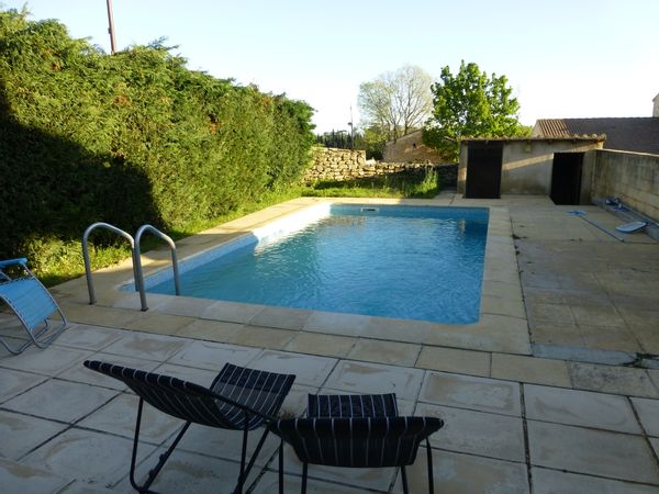 Maison familiale avec piscine en provence