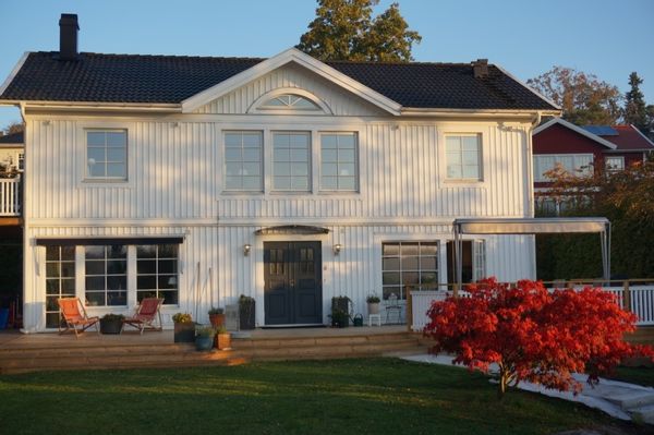 Spacious villa with a sea view in the Stockholm archipelago