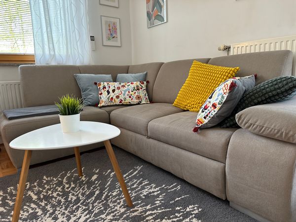 Urška s Haus