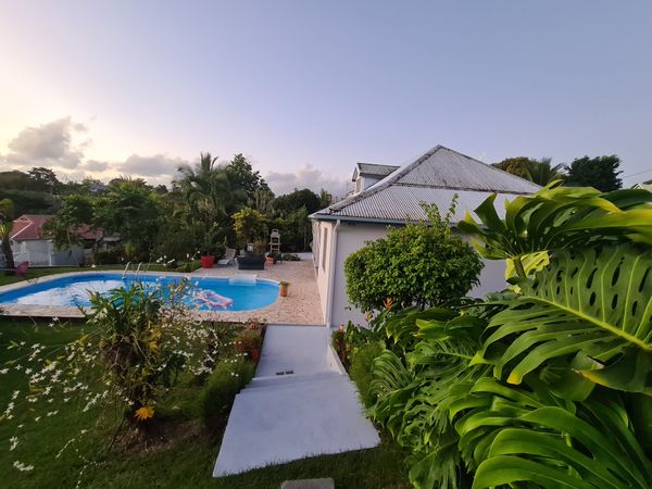 Belle villa au centre de la Guadeloupe