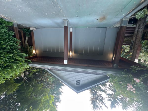 Brilliant Bellevue Beautiful 3300 sq foot home In the epicenter of Bellevue/Seattle with a 1/3 acre