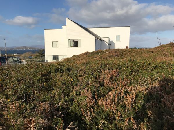 Contemporary family home on Ireland's Wild Atlantic Way