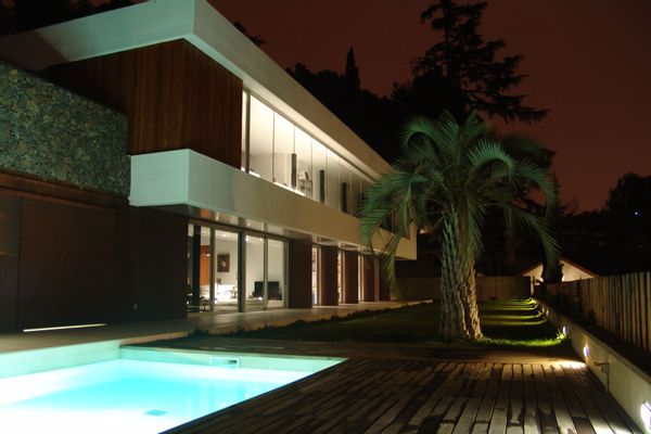 Spacious modern family house next to Barcelona