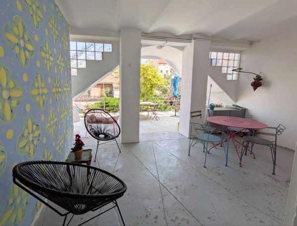 Josselyne et Jeans hus