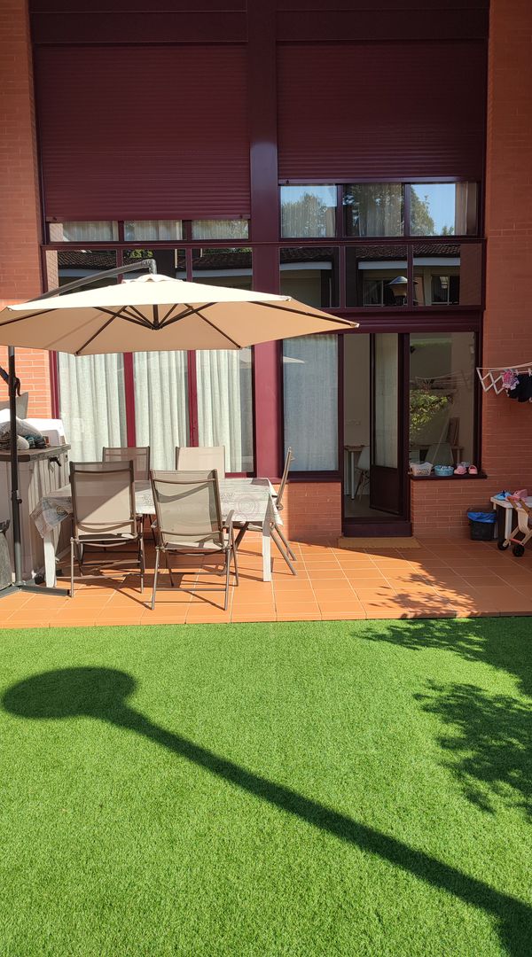 La maison de Nerea and family