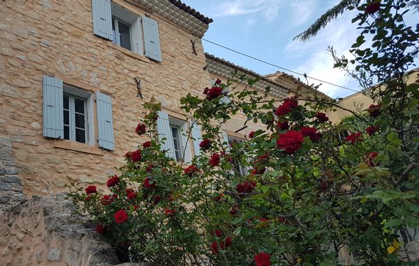 Maison de village au pied du mont Ventoux, en Provence.
