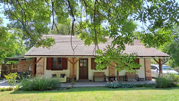 Cosy village house with a nice garden and a tiny lake