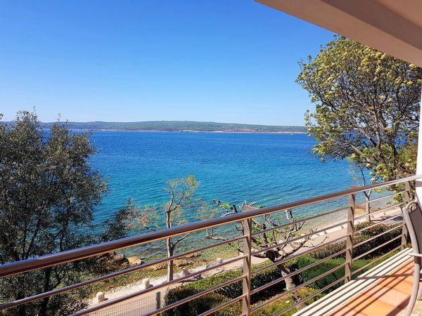 La maison de Mirna Looking For London- June