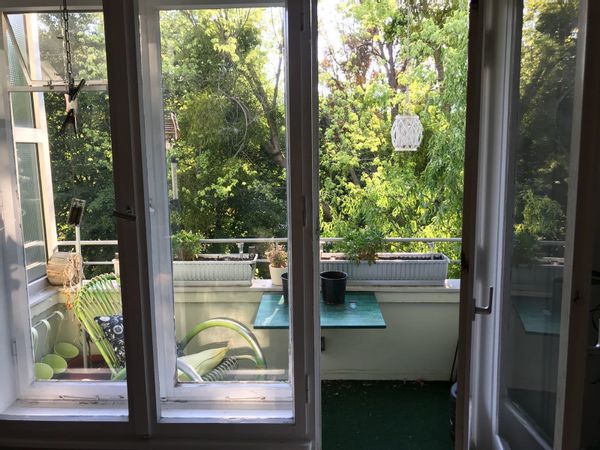 Beautiful and Bright Apartment in Berlin with Balcony