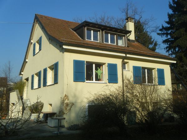 Une maison en plein centre-ville