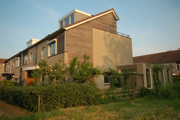 Family house (3 bedrooms, for 5 people) next to an ecologic park