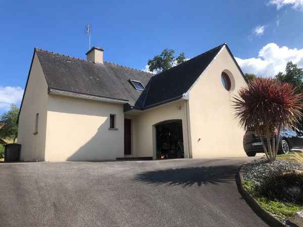 Maison 4 chambres située entre Quimper et Concarneau, à 5 mn de Fouesnant.